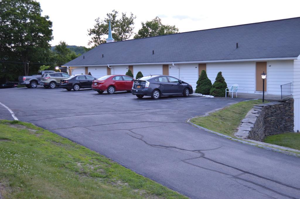New World Inn Barre Exterior foto